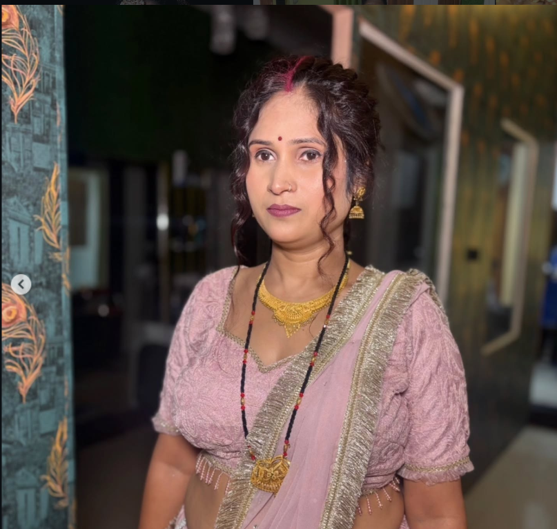 Bridal Makeup at JDS Luxury Salon Auraiya